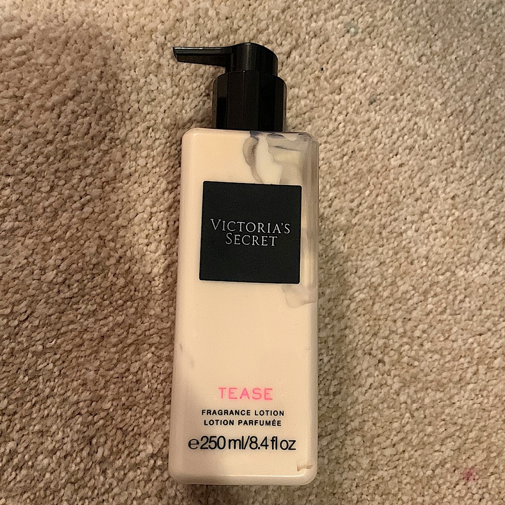 Fragrance lotion from VS